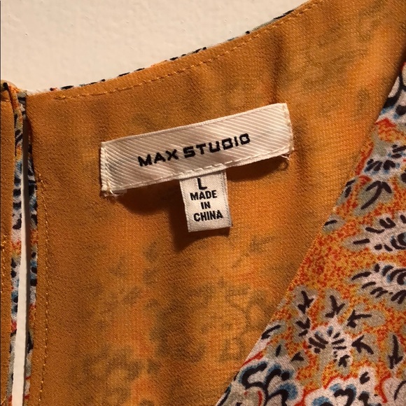 Floral Blouse - Picture 3 of 3